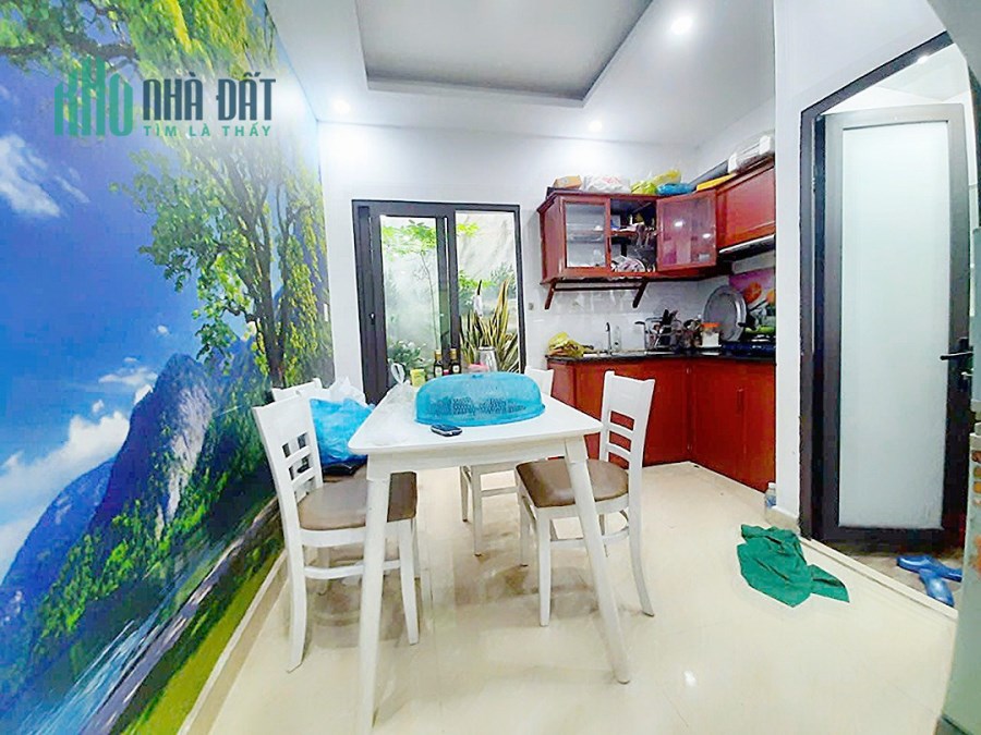 Bán nhà phố Nguyễn Tường Loan 3 tầng GIÁ 1.69 tỉ ngõ nông
