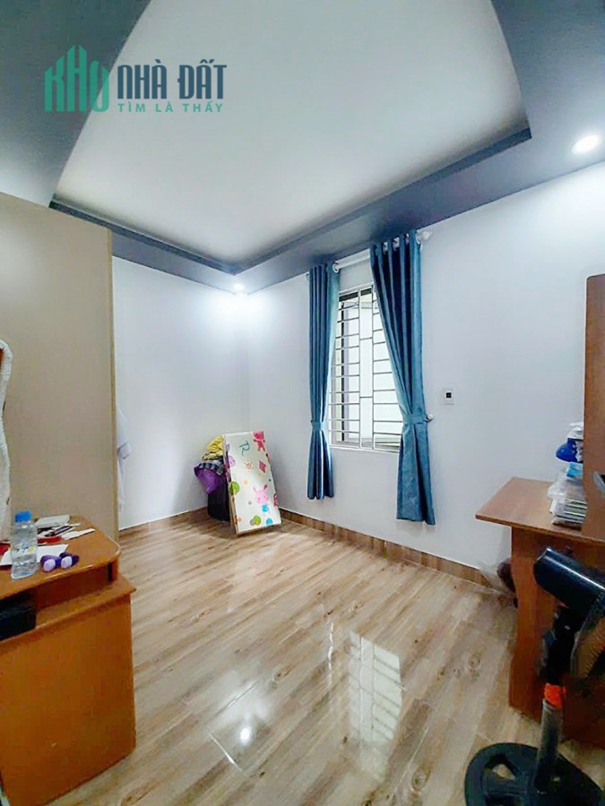 Bán nhà phố Nguyễn Tường Loan 3 tầng GIÁ 1.69 tỉ ngõ nông