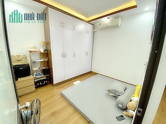 Bán nhà đẹp đường Dư Hàng, diện tích 42m 2 tầng GIÁ 1.7 tỉ