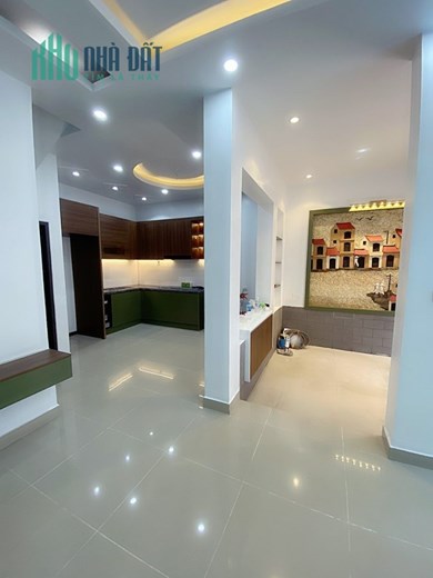 Bán nhà ngõ 363 Thiên Lôi, diện tích 42m 3 tầng GIÁ 2.2 tỉ lô góc cực đẹp