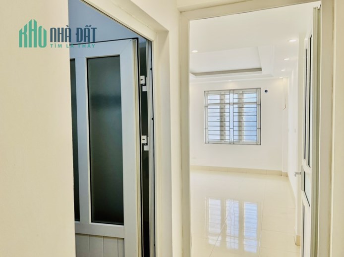 Nhà Nguyễn Văn Cừ, 55m, nhà 5 tầng giá hơn 5 tỷ.