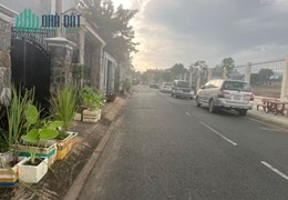 NHÀ ĐẸP PHÂN LÔ - Ô TÔ NGỦ TRONG NHÀ - VỪA Ở VỪA KINH DOANH