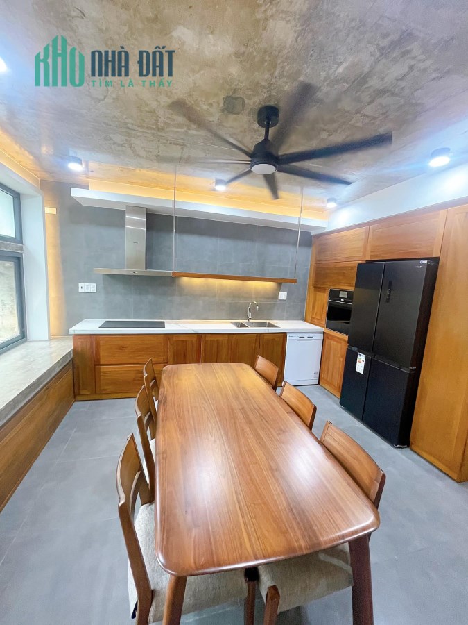 Nhà đẹp Phan Đăng Lưu, P.3, Phú Nhuận – 5 tầng Full nội thất, chỉ 12.499 tỷ