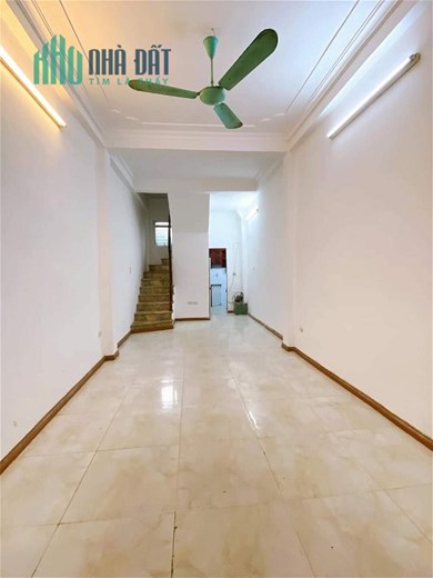 NHỈNH 3 TỶ THỤY KHUÊ 5 TẦNG DÂN XÂY CHẠY BỘ RA HỒ TÂY GIÁP BA ĐÌNH CẦU GIẤY