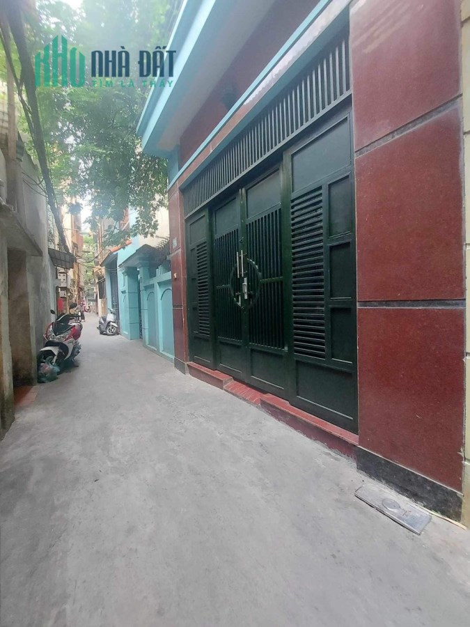 HOÀNG NGÂN - NHÀ ĐẸP - NGÕ NÔNG -30M RA MẶT PHỐ - DT 46M ,MT 4 M -GIÁ NHỈNH 6 TỶ