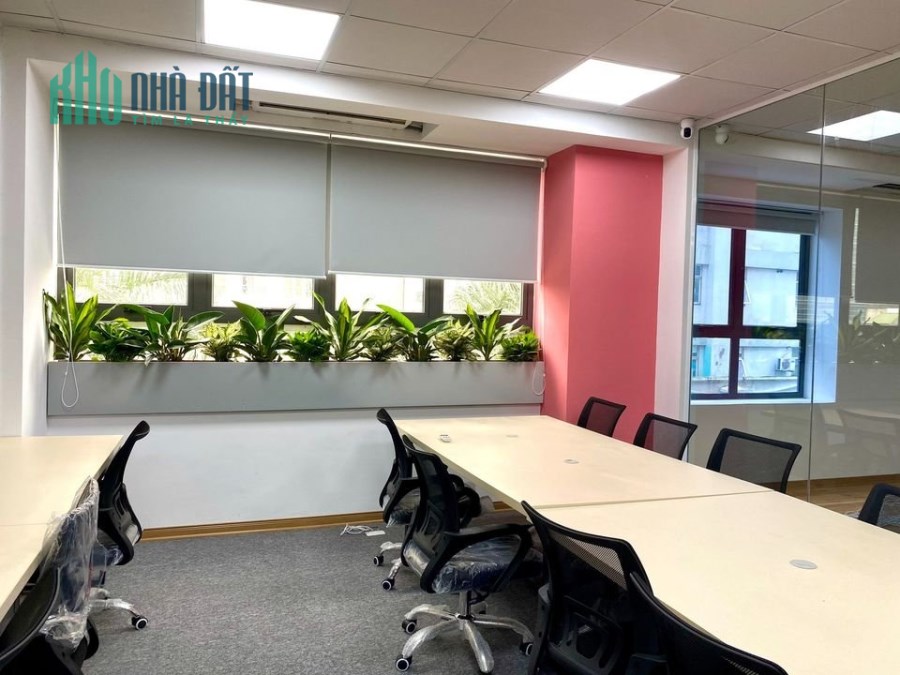 Bán tòa nhà văn phòng ngõ 61 Dương Khuê 80m2x8 tầng mặt tiền 6m giá rao bán 27 tỷ