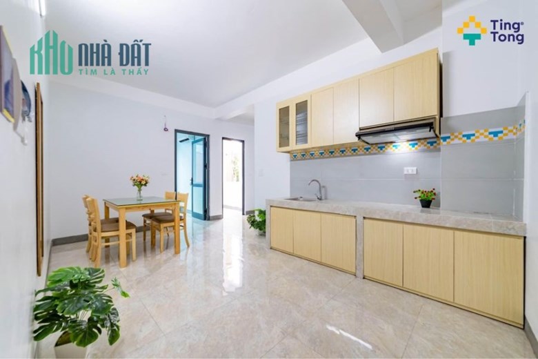 Bán nhanh tòa nhà lô góc ngõ 131 Thái Hà 100m2, 8 tầng mặt tiền 7.2m giá rao bán 25 tỷ