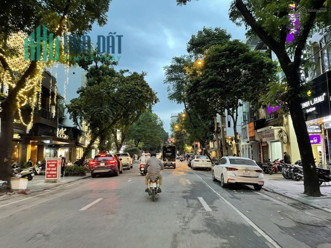 ⚜️ SIÊU HIẾM VÀ VIP, MẶT PHỐ LÝ THÁI TỔ, HOÀN KIẾM 342M2 MT 11M, CÓ 1O2, CHỈ 368 TỶ ⚜️