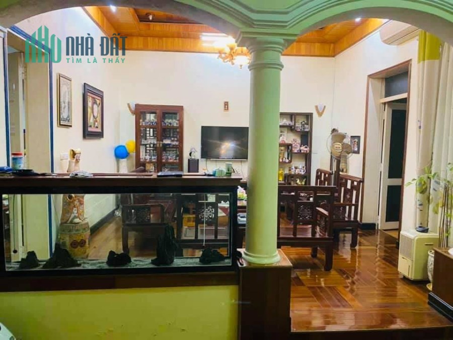 Hiếm! CC Bán nhà Phạm Ngọc Thạch 125m2 x3Tầng,Ôtô, kinh doanh 20m ra phố O969693855