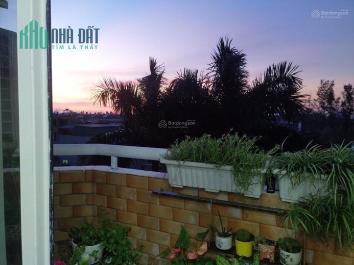 Bán CH Aview KDC 13c Nguyễn Văn Linh, X. Phong Phú, Bình Chánh sát Q.8 TPHCM. 86m2 2PN 2WC đã có sổ