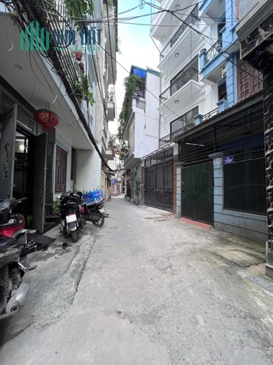 BÁN ĐẤT TẶNG NHÀ LƯƠNG KHÁNH THIỆN, Q. HOÀNG MAI. DT 62M Ô TÔ. Phải Nhanh mới kịp. CHỈ 5 TỶ