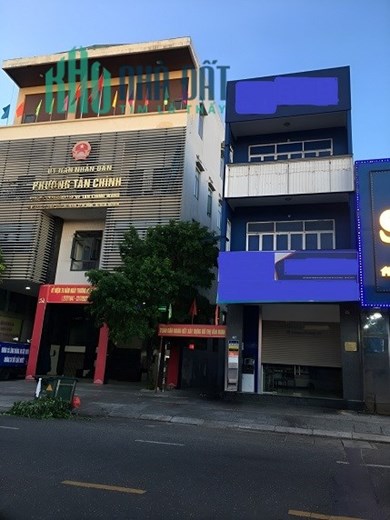 Cho thuê nhà mặt tiền số 247 đường Lê Duẫn, thành phố Đà Nẵng. Nhà có thể sửa chữa lại theo mục