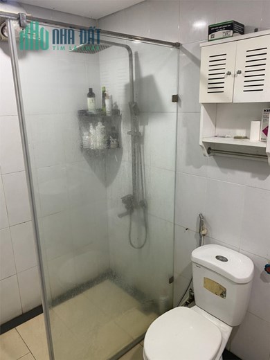 Bán căn chung cư phố Cầu Giấy. 96m2, 2n2vs, Full đồ , giá 4,7 tỷ