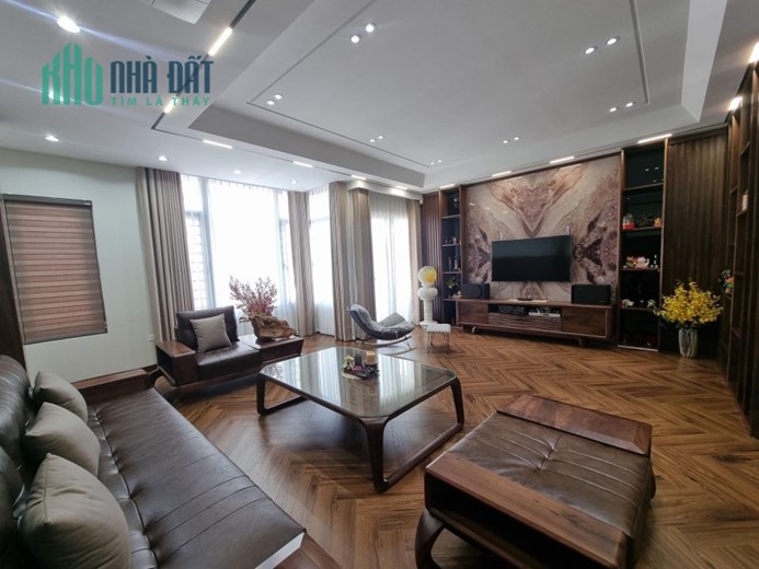 NHÀ ĐẸP NGUYỄN VĂN CỪ, 75M x 7TẦNG, MẶT TIỀN 7M, THANG MÁY-FULL NỘI THẤT