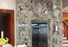 Cho thuê nhà chính chủ Mới căn góc 103m2x5T- KD, VP, Trần Quốc Hoàn-37tr