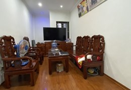 Bán nhà mặt phố Hà Huy Tập, Dt 66m, nhà 4 tầng giá hơn 5 tỷ.