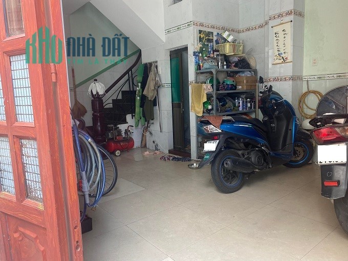 Nhà HXH quay đầu hạ chào 1.2 tỷ, Huỳnh Văn Bánh, P13, Phú Nhuận, 6 tầng, ngon bổ rẻ.