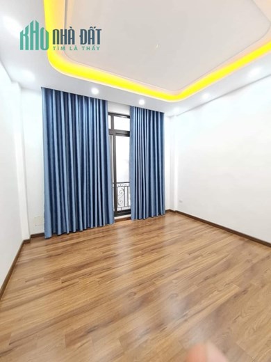 Nhà đẹp ngõ Văn Hương,48M x5 Tầng,mặt tiền rộng,ngõ thông thoáng sáng,giao thông thuận lợi,vô vàn