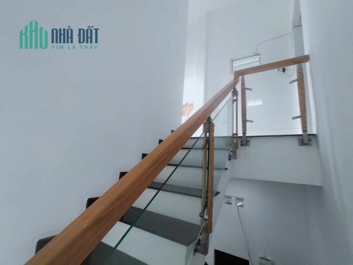 ♪Nhà Trần Cao Vân Ô tô tránh, 74m2 2 mê gần đường dưới 3 tỷ
