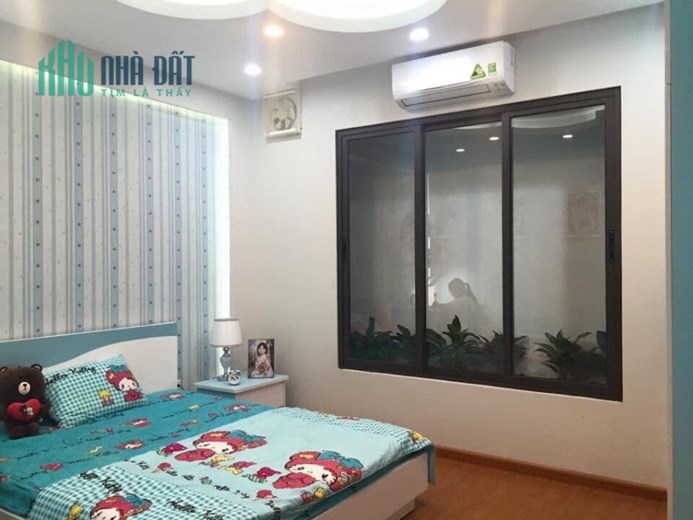 HIẾM !! Bán nhà ngõ 109 Huỳnh Thúc Kháng 50mx4T oto sổ vuông 6.9 ty thoáng mát Đống Đa