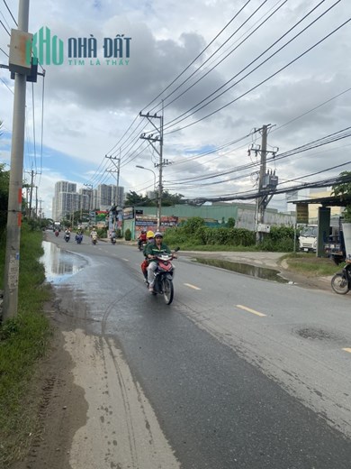 Mặt tiền đường Nguyễn Xiển, Tp Thủ Đức, kinh doanh Sầm uất, gần Vinhomes, lời ngay khi mua, sổ hồng