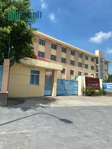 Bán nhà 1/ sát MT Bờ Bao Tân Thắng quận Tân phú 5 x 10-2T chỉ 3,8 tỷ TL tốt