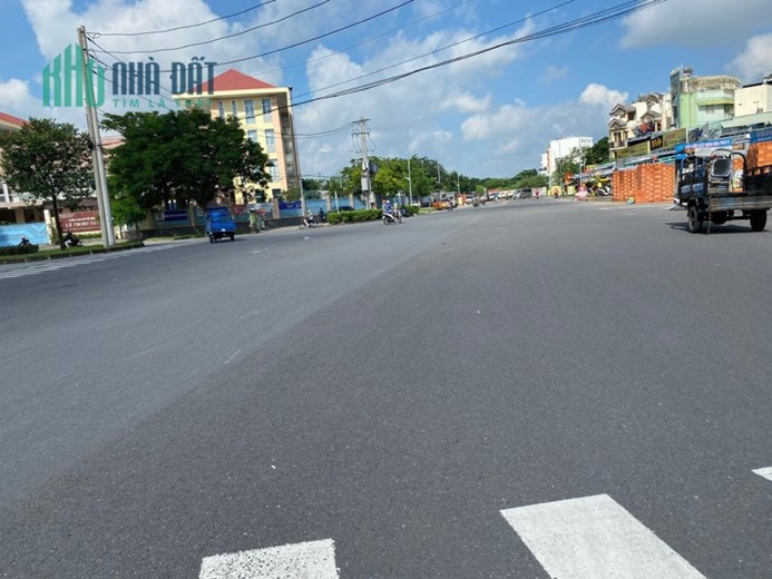 Bán nhà 1/ sát MT Bờ Bao Tân Thắng quận Tân phú 5 x 10-2T chỉ 3,8 tỷ TL tốt