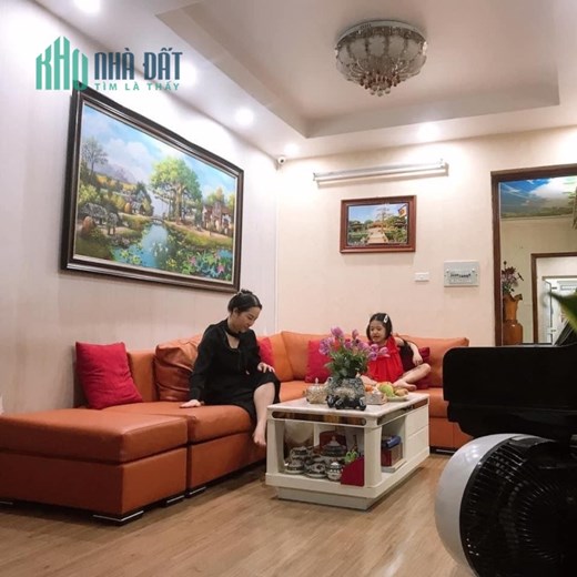 Bán Căn hộ Hoàng Quốc Việt, Cầu Giấy 150m2, giá 3 tỷ 5.