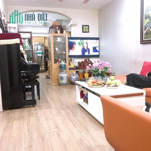 Bán Căn hộ Hoàng Quốc Việt, Cầu Giấy 150m2, giá 3 tỷ 5.