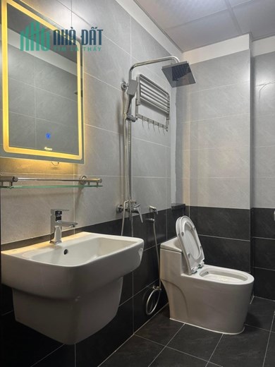Hẻm xe hơi Lê Quang Định, 50m2, 3 tầng giá chỉ 4.9tỷ