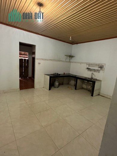 NHÀ VỊ TRÍ ĐẸP - GIÁ TỐT - Cần Bán Nhanh Nhà Vị Trí Đắc Địa Tại Thị trấn Liên Nghĩa, Đức Trọng