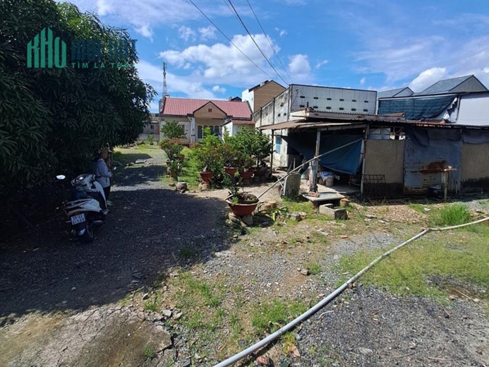 Bán đất MT AN PHÚ ĐÔNG 9 Phường an phú đông Quận 12, nở hậu L, Đ. 12m, giá giảm còn 76 tỷ