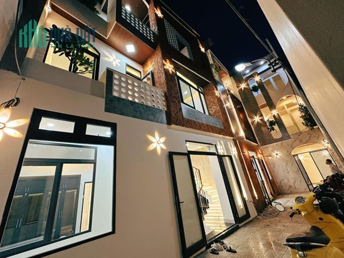🔴💥Siêu Phẩm Nhà 3 tầng 3 mê K376 Nguyễn Phước Nguyên