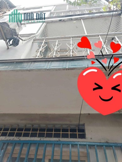 PHÚ NHUẬN- HUỲNH VĂN BÁNH- NGANG 4,3M - 3 TẦNG- GIÁ NHỈNH 2 TỶ.