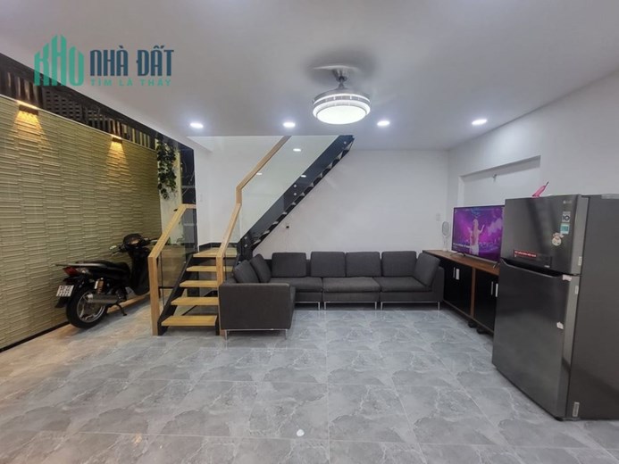 NHÀ TRONG HẺM LÊ HỒNG PHONG - QUẬN 10 - TRÊN 4 TỶ