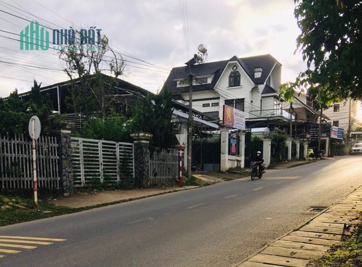 NHÀ CHÍNH CHỦ - SIÊU ĐẸP - CẦN BÁN NHÀ TẠI Đường Nguyễn Đình Quân, Phường 5, Đà Lạt