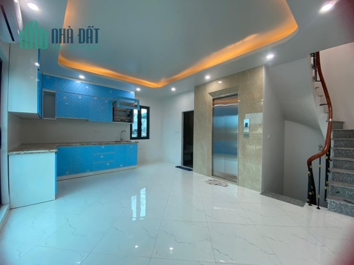 Bán nhà Thụy Khuê 40m2, 6T, mt4m, 5.7 tỷ lô gó, 2 thoáng, Tây Hồ.