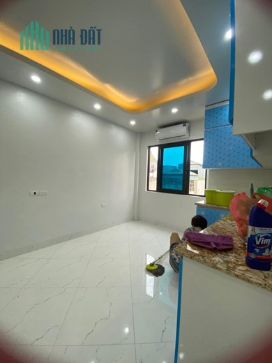 Bán nhà Thụy Khuê 40m2, 6T, mt4m, 5.7 tỷ lô gó, 2 thoáng, Tây Hồ.