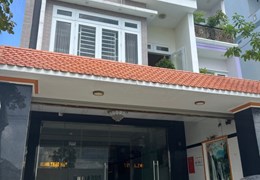 Nhà cấp 3 mới xây khu Hành chính Hoà Vinh,Đường 12m, Thị Xã Đông Hoà, Phú Yên