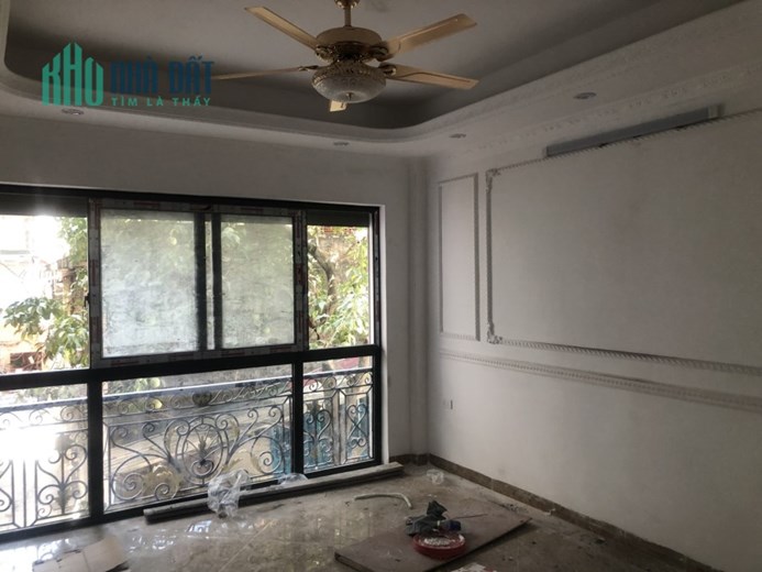 BÁN NHÀ THỤY KHUÊ GẦN HỒ TÂY, 40M2, OTO, THANG MÁY, 7 TẦNG, 8.9 TỶ.