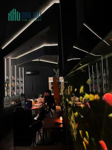 Sang quán cocktail bar chill trung tâm Quận 1.