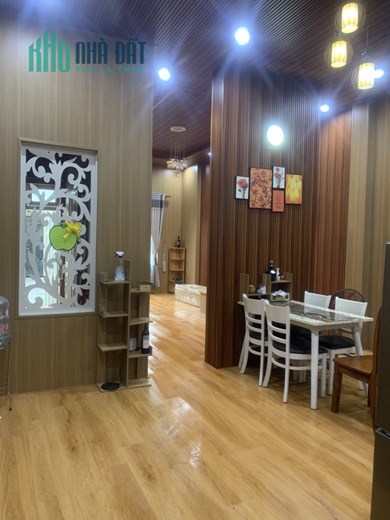 Chính chủ cần bán gấp nhà đẹp, kiên cố gần chợ Lệ Trạch, Hoà Tiến