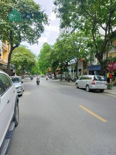 [ CỰC PHẨM] BÁN TÒA VP MP HÒA MÃ 110M2, 9T, 1 HẦM, HÈ ĐÁ BÓNG, KD ĐẮC ĐỊA.