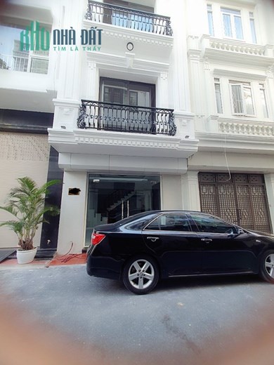 Bán nhà phân lô TĐC Sao Sáng, diện tích 40m  5 tầng GIÁ 4.55 tỉ vị trí cực đẹp