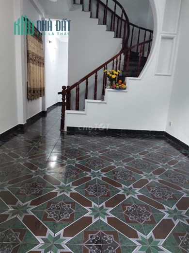 Cho thuê nhà hẻm 266 Hoàng Hoa Thám