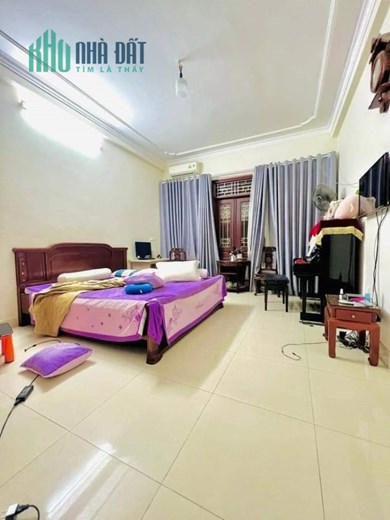 BÁN NHÀ TÂN MAI DT khủng 60m 4T  Ô tô qua nhà. SĐCC chỉ hơn 5 Tỷ