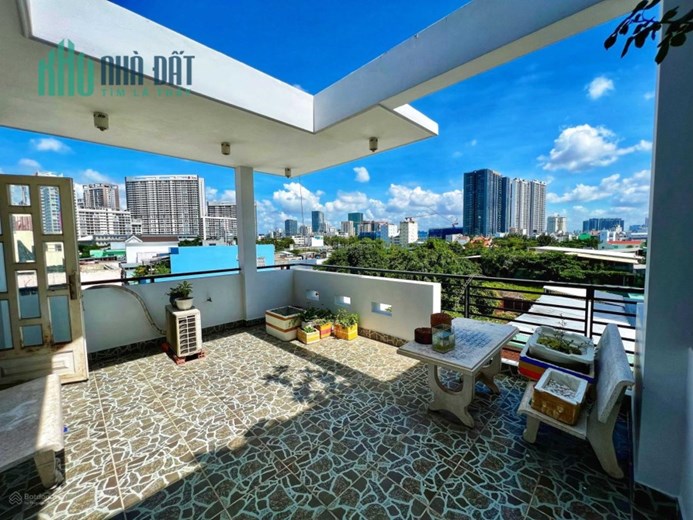 Căn góc 2 MT gần Huỳnh Tấn Phát, 4 tầng, 15 triệu