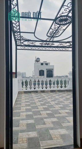 Cho thuê nhà Ngọc Thuỵ 50m, 6 tầng thang máy, 3 ngủ, nhà mới giá 16tr.