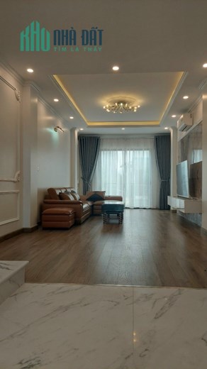 Cho thuê nhà Ngọc Thuỵ 50m, 6 tầng thang máy, 3 ngủ, nhà mới giá 16tr.