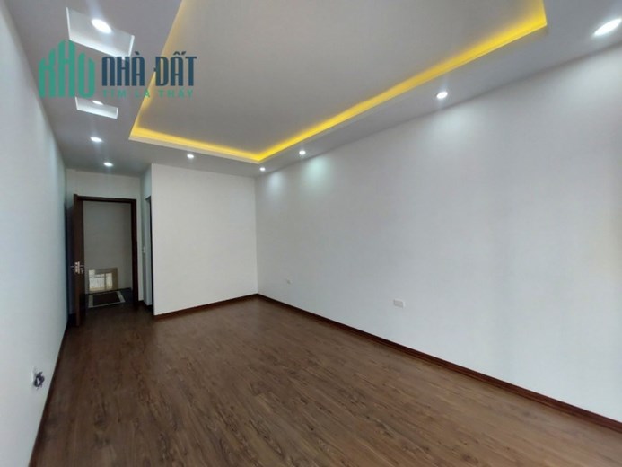 Bán nhà 5 tầng mới Thạch Bàn,Long Biên 34m2 ,oto đõ cửa nhỉnh 4 tỷ
